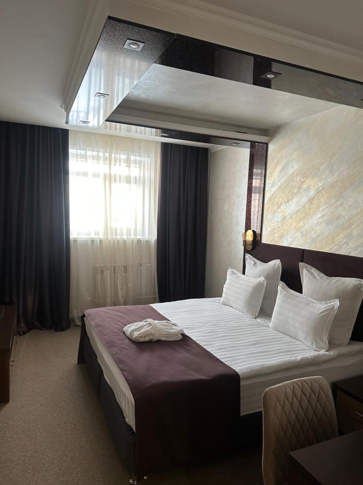 Mereke Hotel Ustʼ-Kamenogorsk Εξωτερικό φωτογραφία