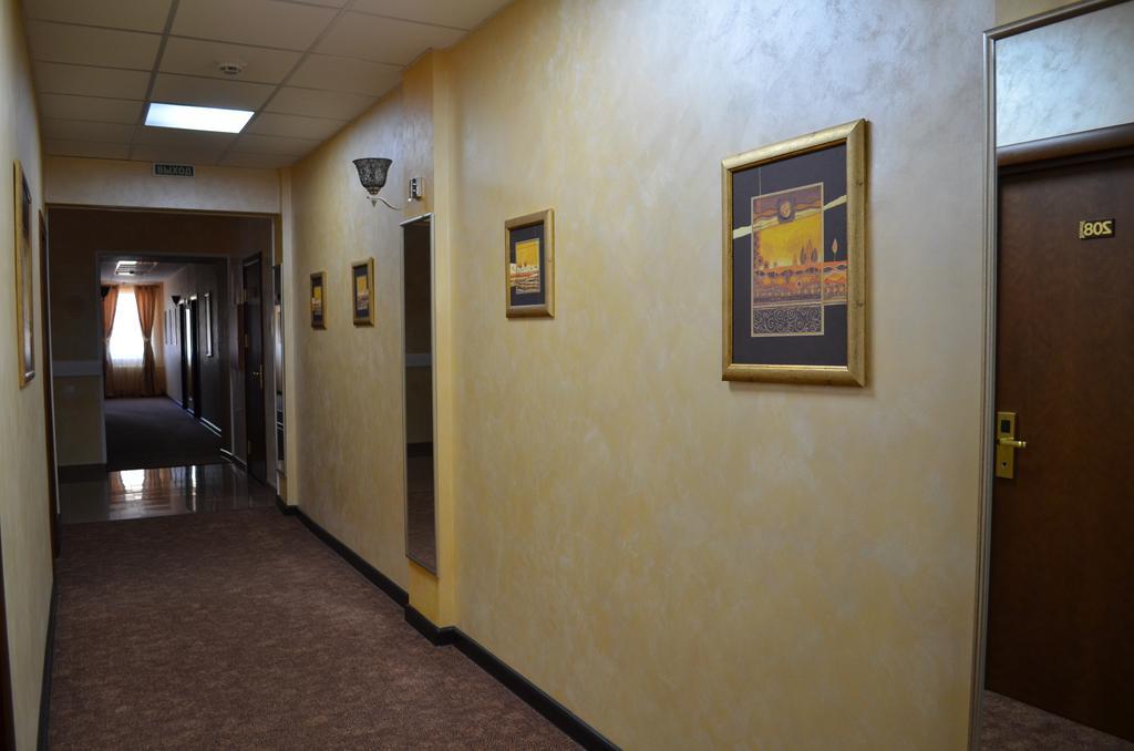 Mereke Hotel Ustʼ-Kamenogorsk Εξωτερικό φωτογραφία