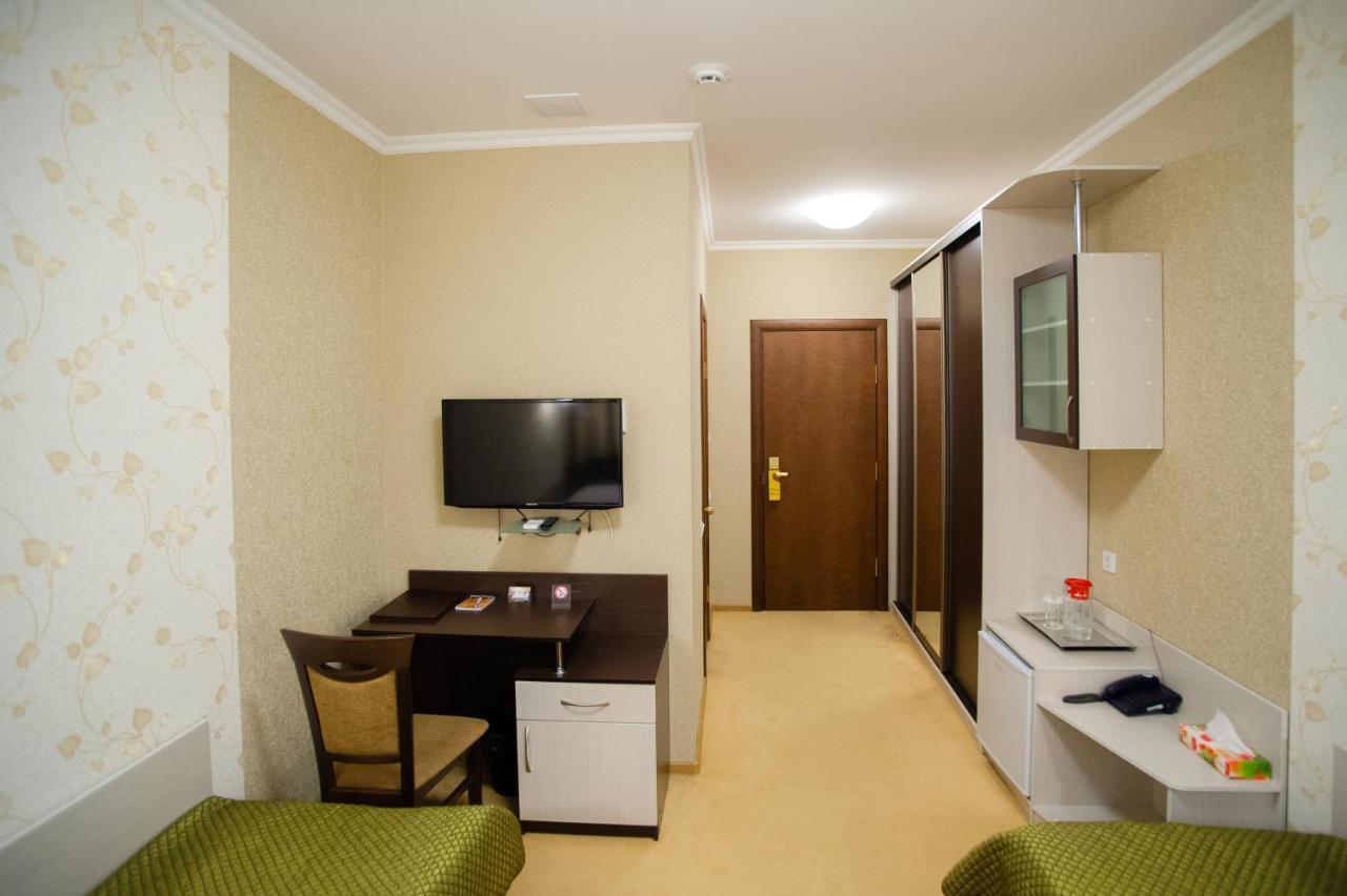 Mereke Hotel Ustʼ-Kamenogorsk Εξωτερικό φωτογραφία