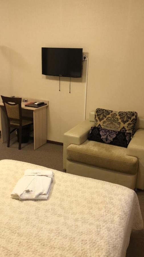 Mereke Hotel Ustʼ-Kamenogorsk Εξωτερικό φωτογραφία